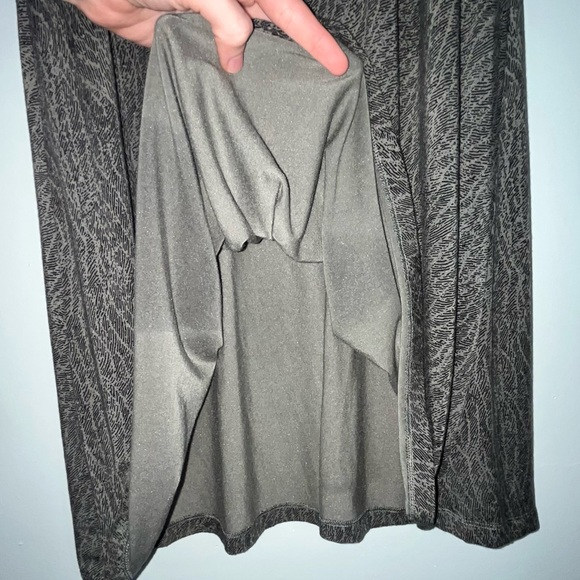 Athleta size Medium green and black stretchy sleeveless dress - Picture 5 of 9